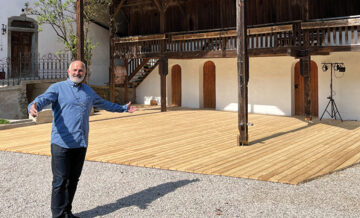 Fritz Egger vor neuer Bühne